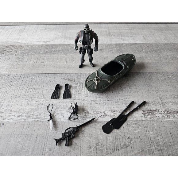 Vtg Police Force Series 3 (S.W.A.T.) - Deluxe Swat Action Figure Playset 1990s - Picture 1 of 11